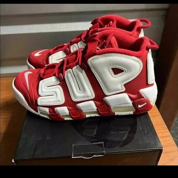 Supreme uptempo used Sz 8.5